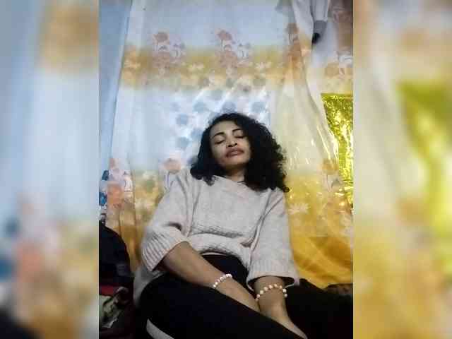 Shanya12 webcam