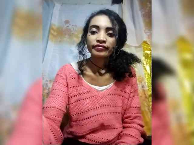 Shanya12 webcam