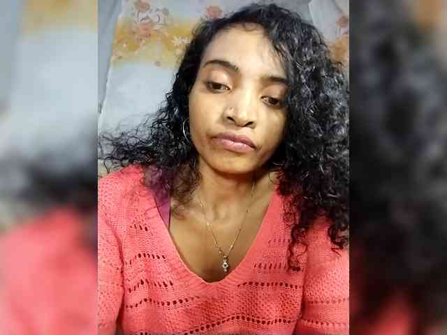 Shanya12 webcam