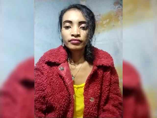 Shanya12 webcam