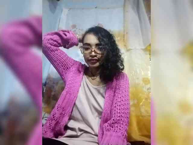 Shanya12 webcam