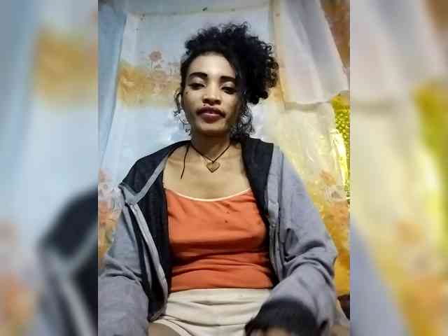 Shanya12 webcam