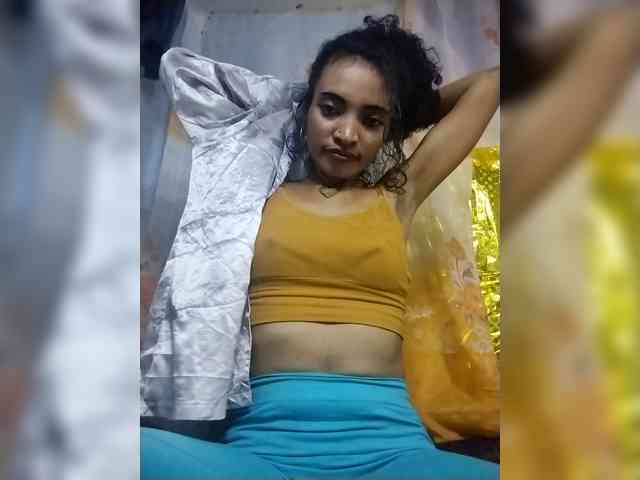 Shanya12 webcam