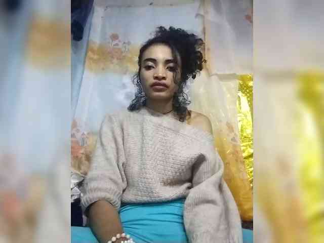 Shanya12 webcam