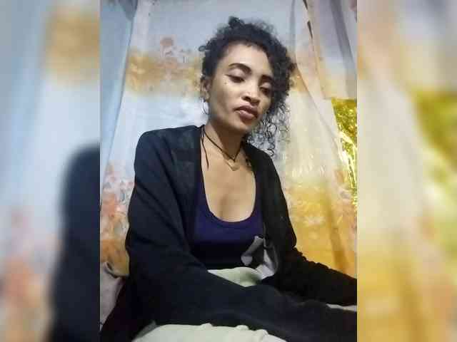 Shanya12 webcam