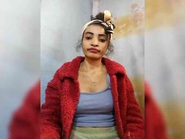 Shanya12 webcam