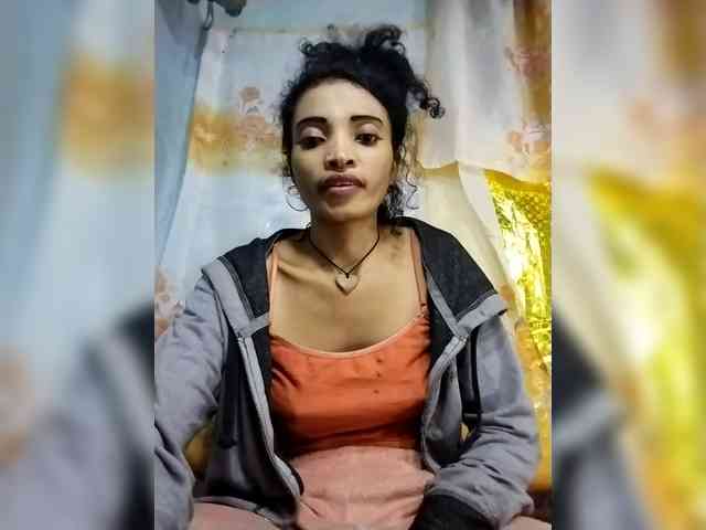 Shanya12 webcam