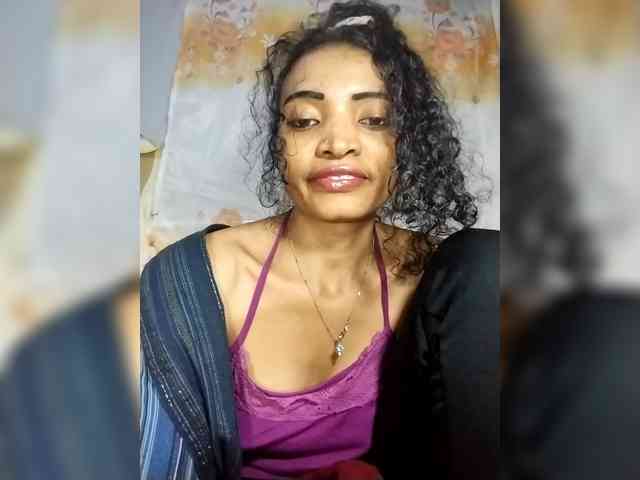 Shanya12 webcam