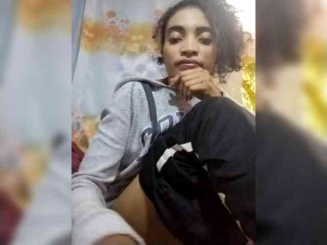 Shanya12 webcam