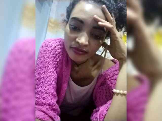 Shanya12 webcam