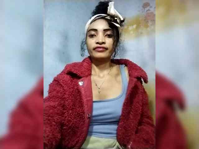 Shanya12 webcam