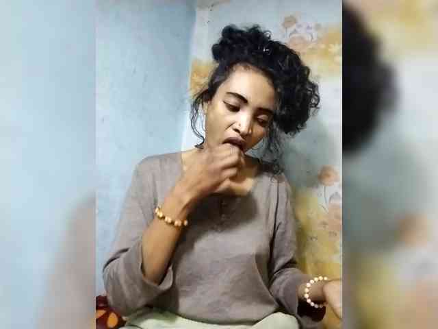 Shanya12 webcam