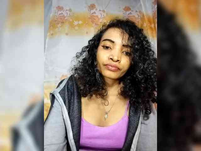 Shanya12 webcam