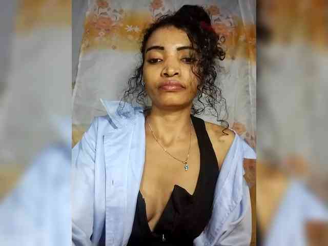 Shanya12 webcam