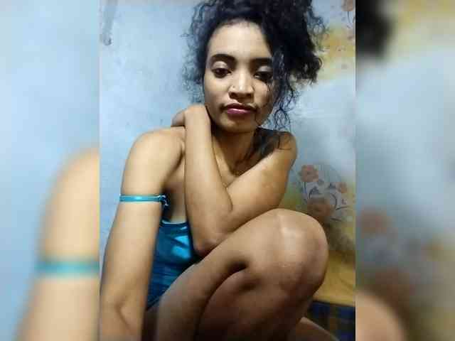 Shanya12 webcam