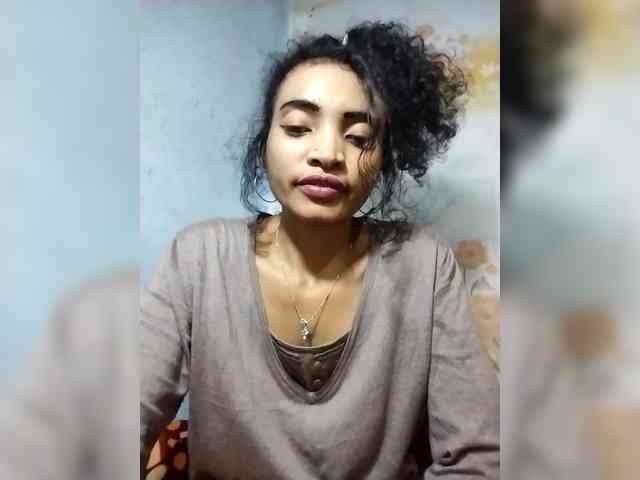 Shanya12 webcam