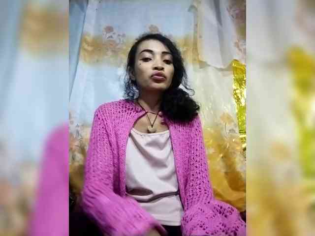 Shanya12 webcam