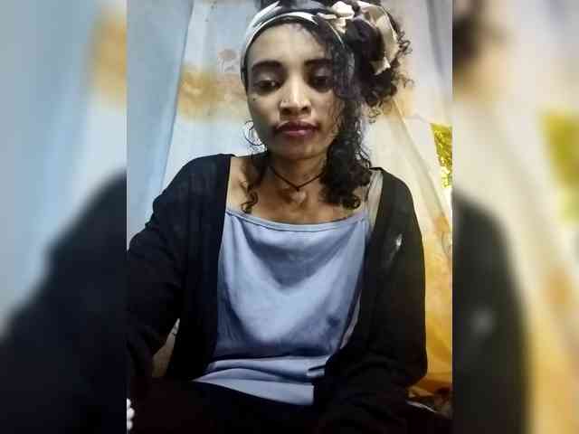 Shanya12 webcam
