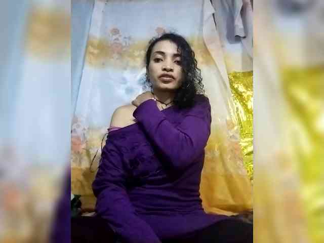 Shanya12 webcam