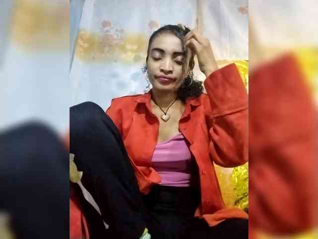 Shanya12 webcam