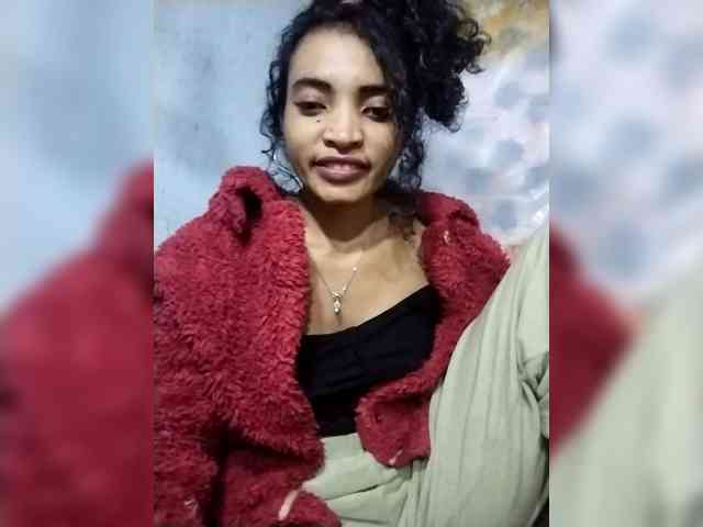 Shanya12 webcam