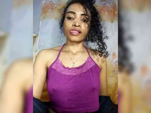Shanya12 webcam