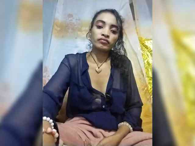 Shanya12 webcam