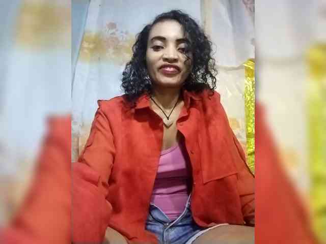Shanya12 webcam