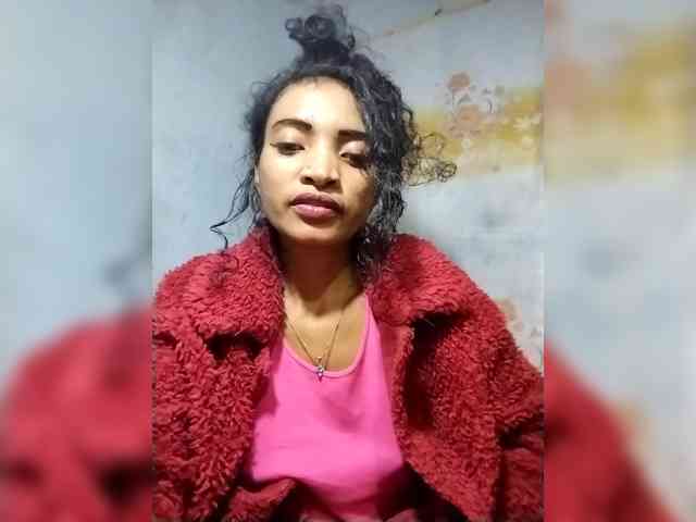Shanya12 webcam