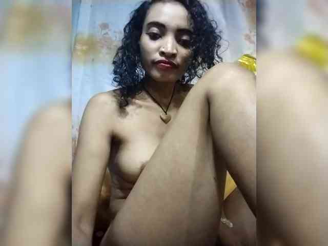 Shanya12 webcam