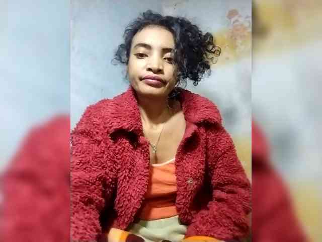 Shanya12 webcam