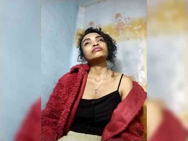 Shanya12 webcam