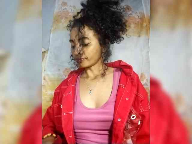 Shanya12 webcam