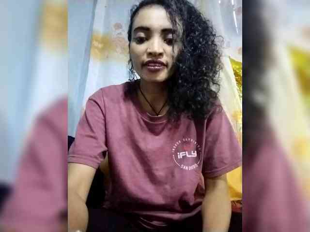 Shanya12 webcam