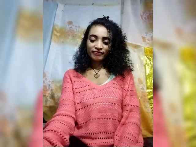 Shanya12 webcam