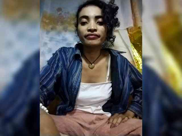 Shanya12 webcam