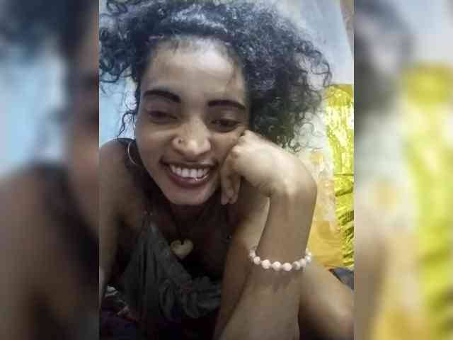 Shanya12 webcam