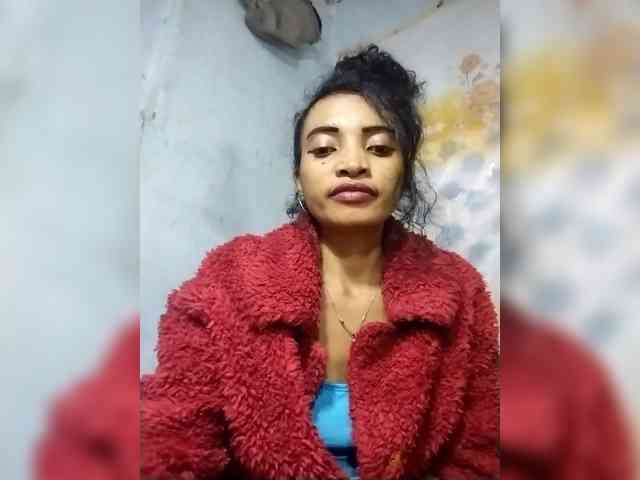 Shanya12 webcam