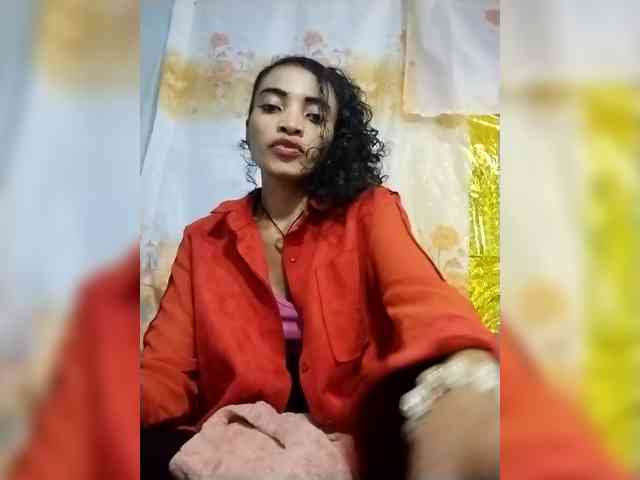 Shanya12 webcam