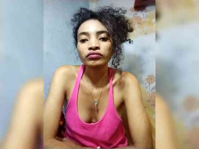 Shanya12 webcam