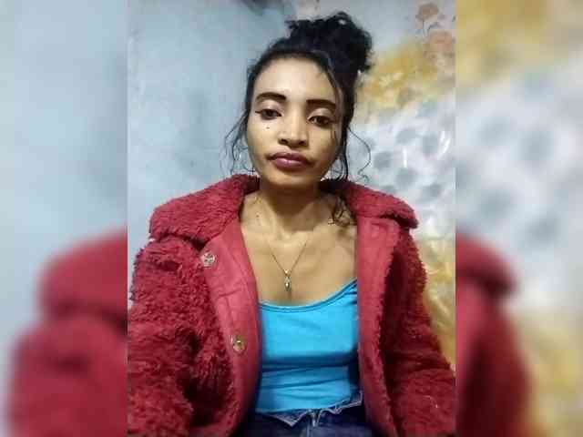 Shanya12 webcam