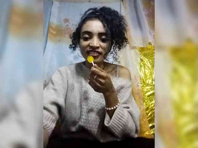 Shanya12 webcam