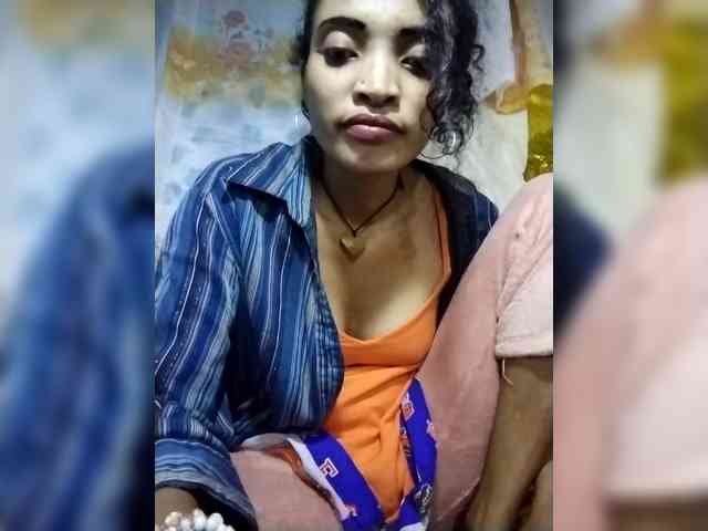 Shanya12 webcam