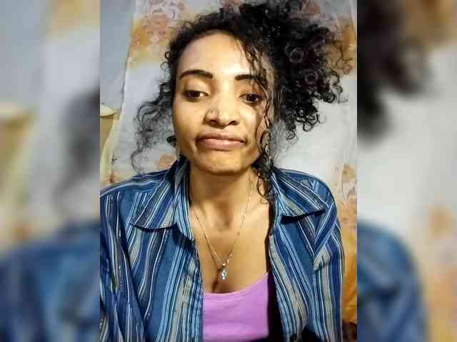 Shanya12 webcam