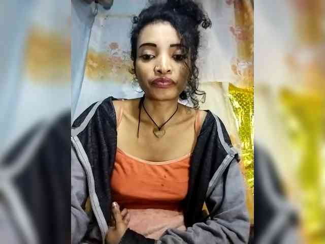 Shanya12 webcam