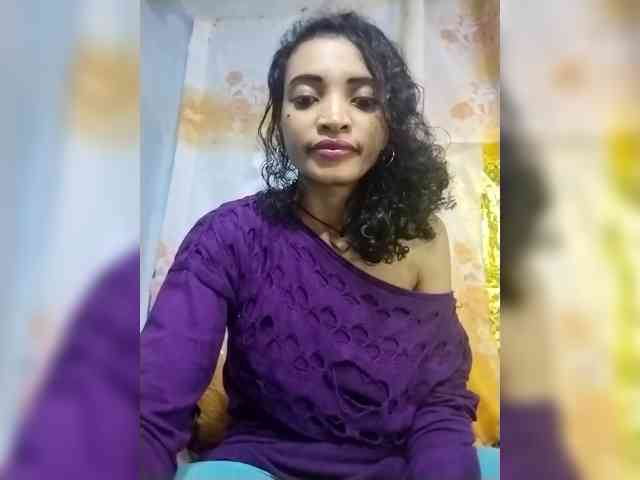 Shanya12 webcam