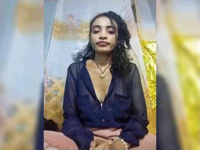 Shanya12 webcam