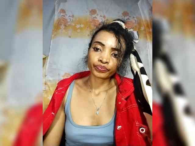 Shanya12 webcam