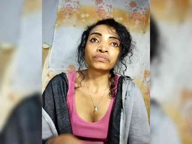 Shanya12 webcam