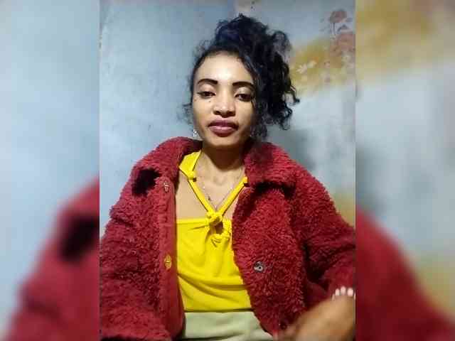 Shanya12 webcam